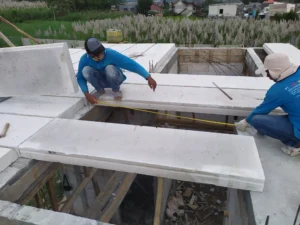 Proyek Menggunakan Panel Lantai